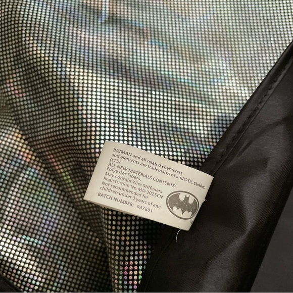 Silver Batman Cape - O/S - Picture 6 of 7